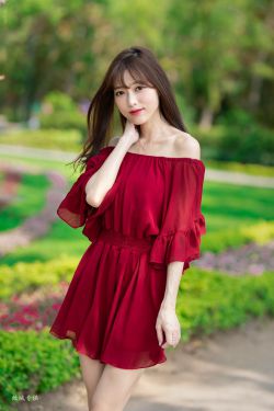 《樱花麻豆韩风CHIC甜美纯纯女》